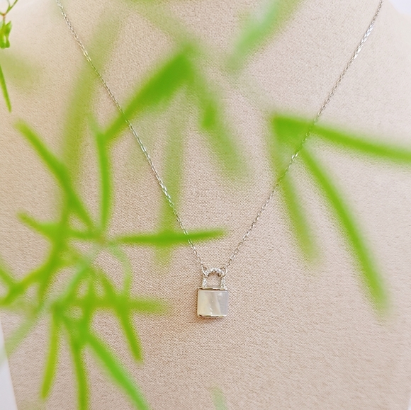 Sterling Silver Mother of Pearl Dainty Pendant Lock - Picture 9 of 12